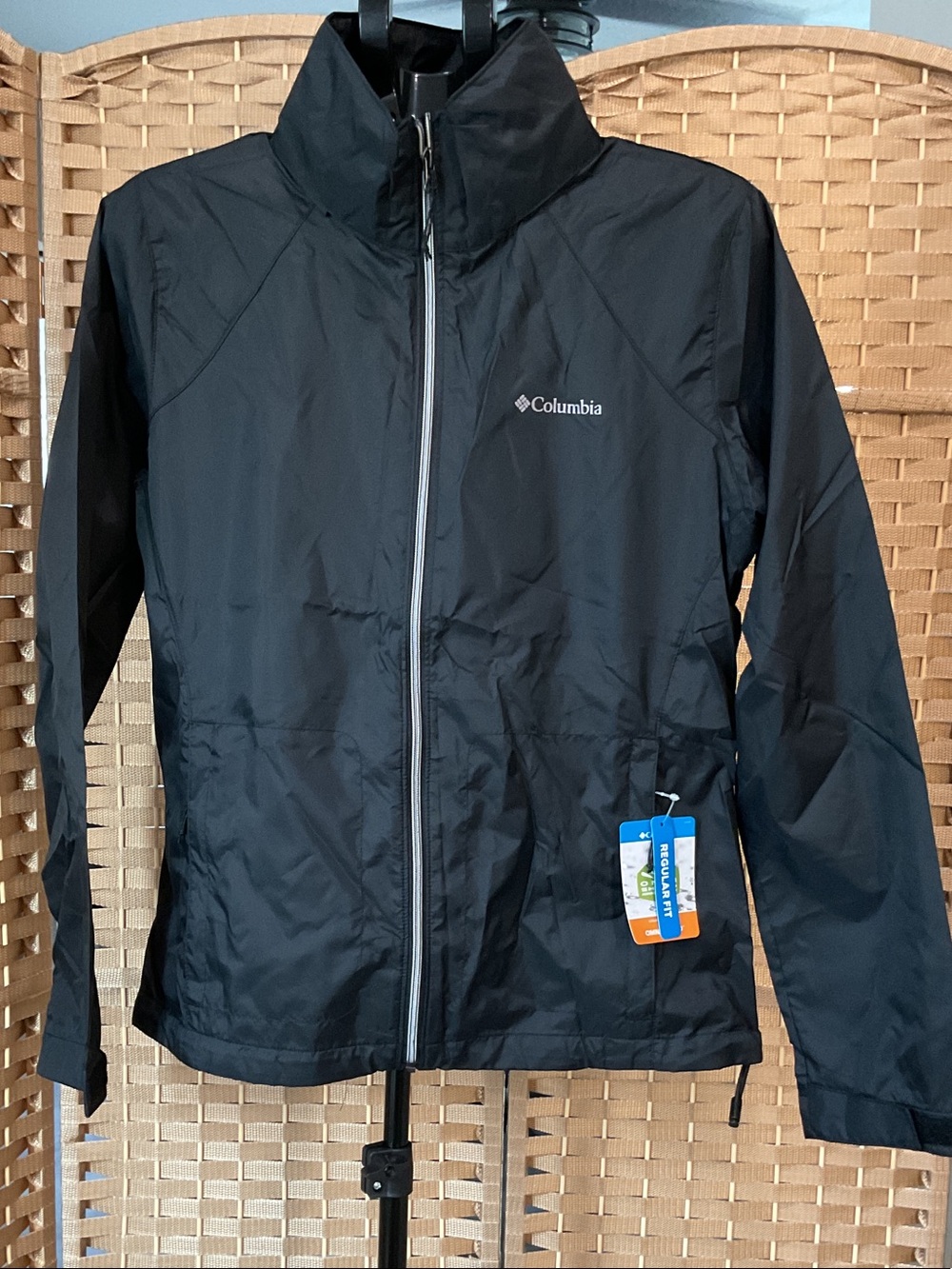 Women’s Columbia Switchback IV - Black L or XL